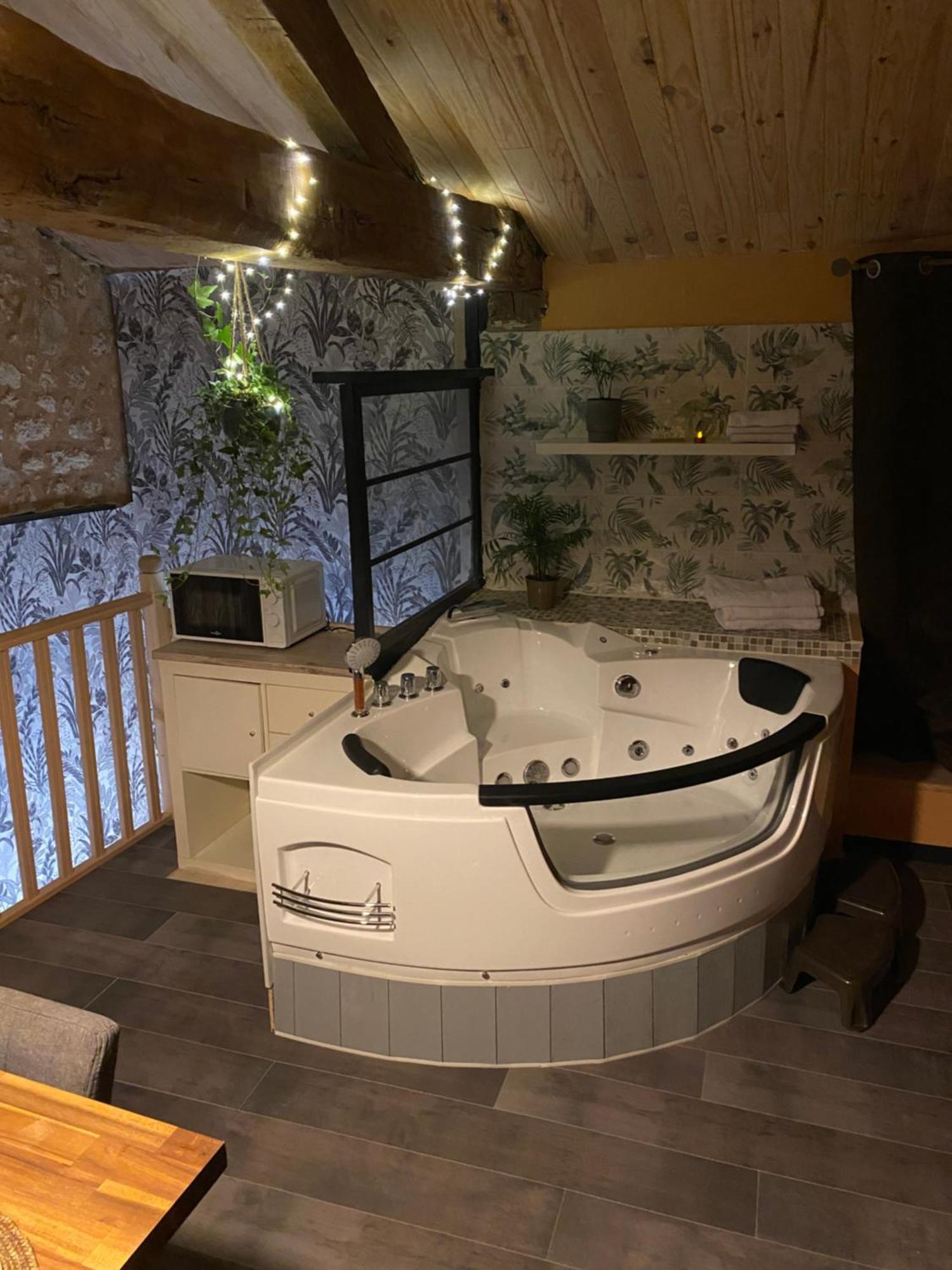 L'Ecrin De Dounia Hotell Bourg-sur-Gironde Eksteriør bilde